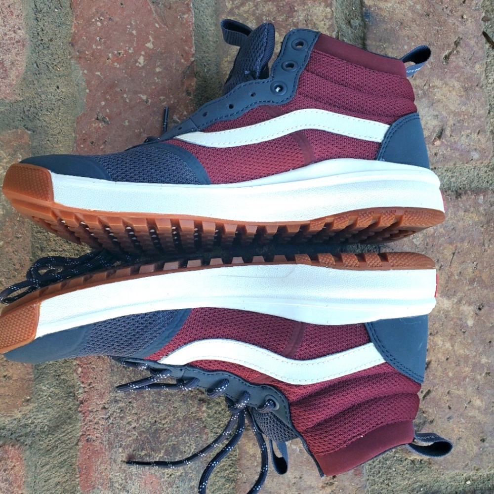 VANS ULTRARANGE Hi Dl Sz 7/8.5